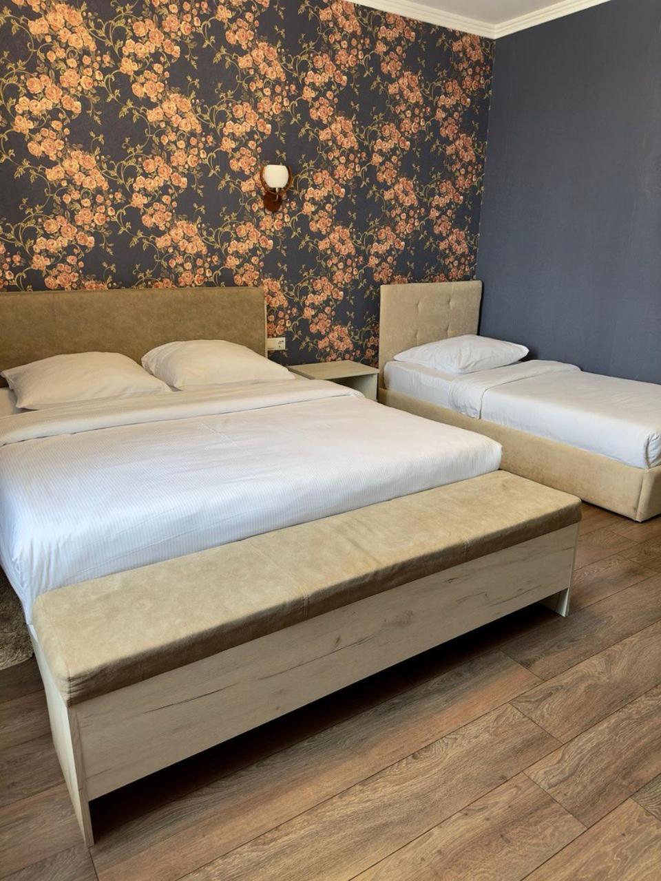 Львівський Hotel Kültér fotó