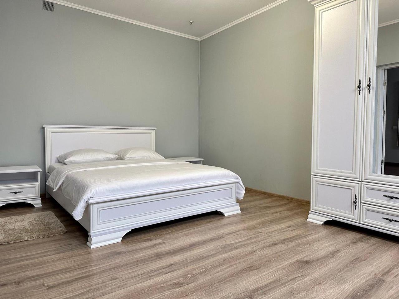 Львівський Hotel Szoba fotó